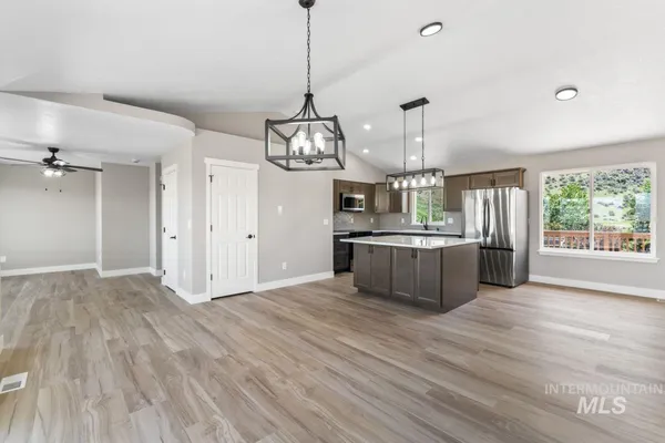 $819,900 | 25 Horseshu Vue Circle, Horseshoe Bend, ID 83629