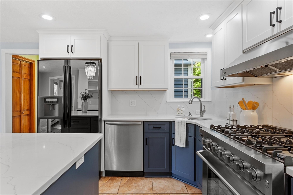 155 Reed Street Lexington, MA 02421 - Photo 10 of 37