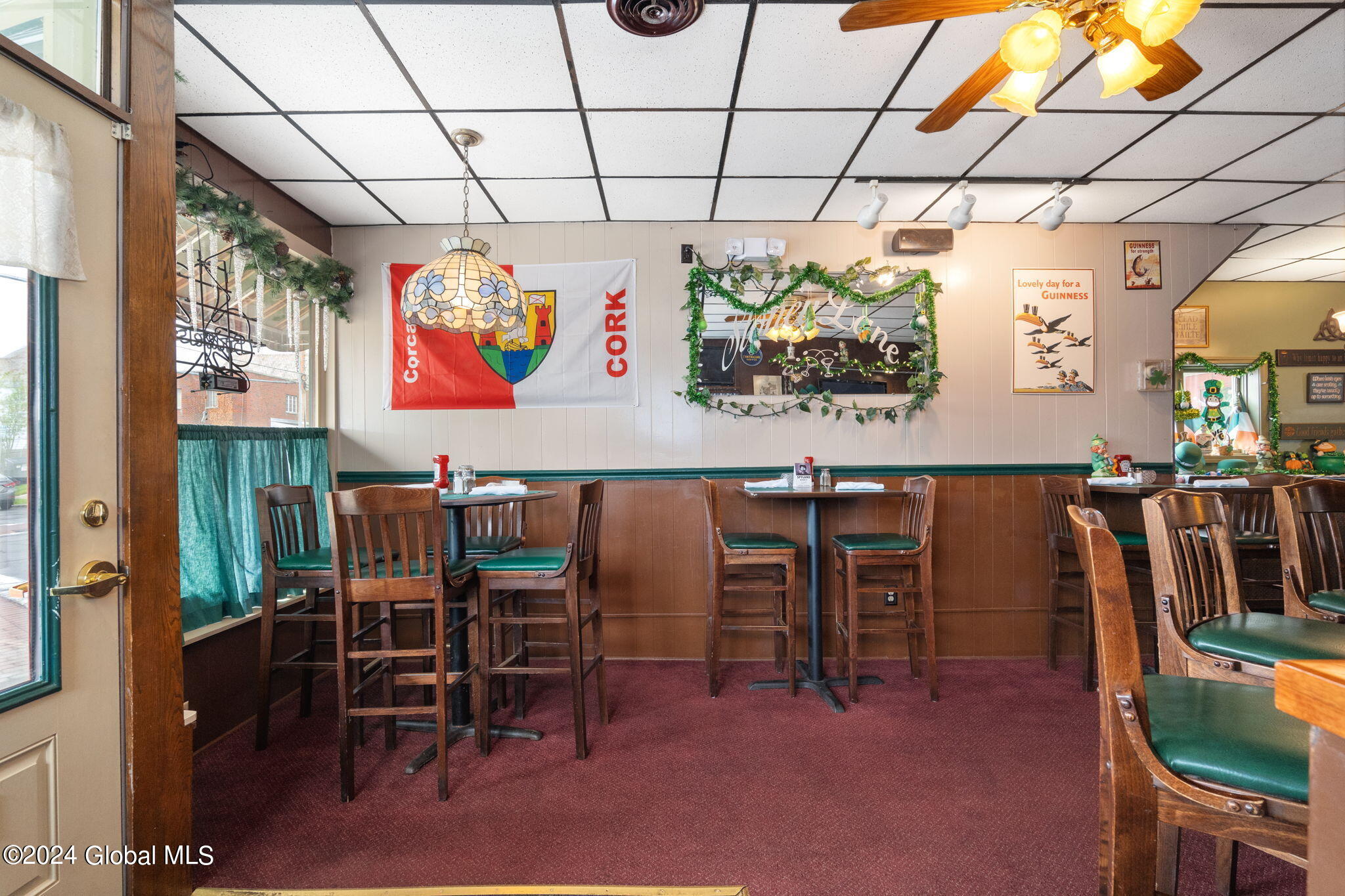 1857 Van Vranken Avenue Schenectady, NY 12308 - Photo 13 of 43 13-web-or-mls-1859VanVrankenAve_13