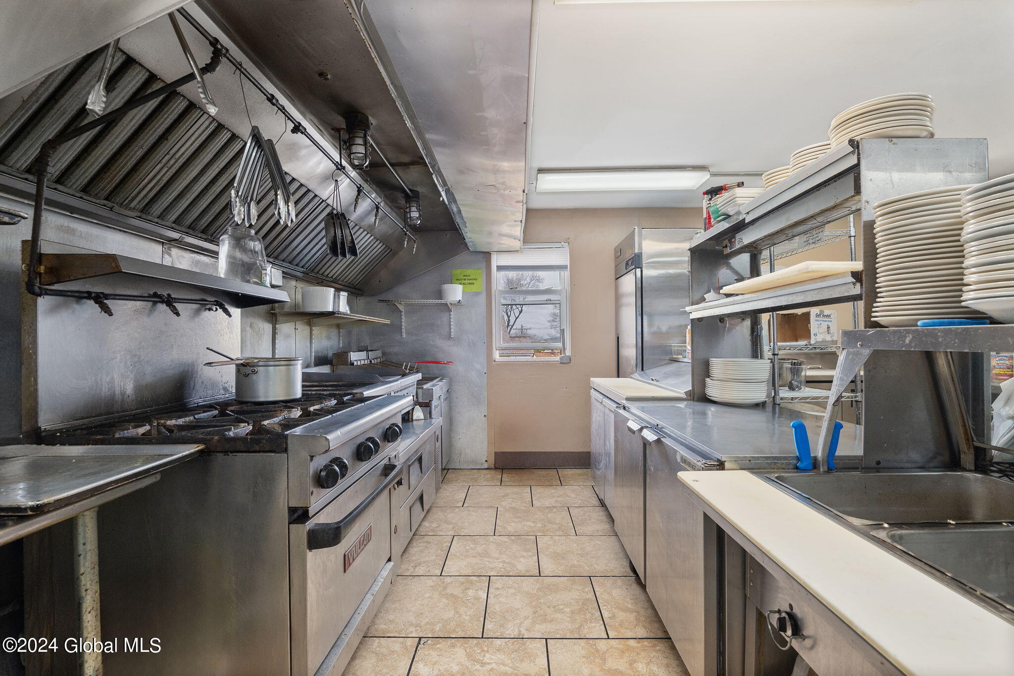 1857 Van Vranken Avenue Schenectady, NY 12308 - Photo 22 of 43 22-web-or-mls-1859VanVrankenAve_22