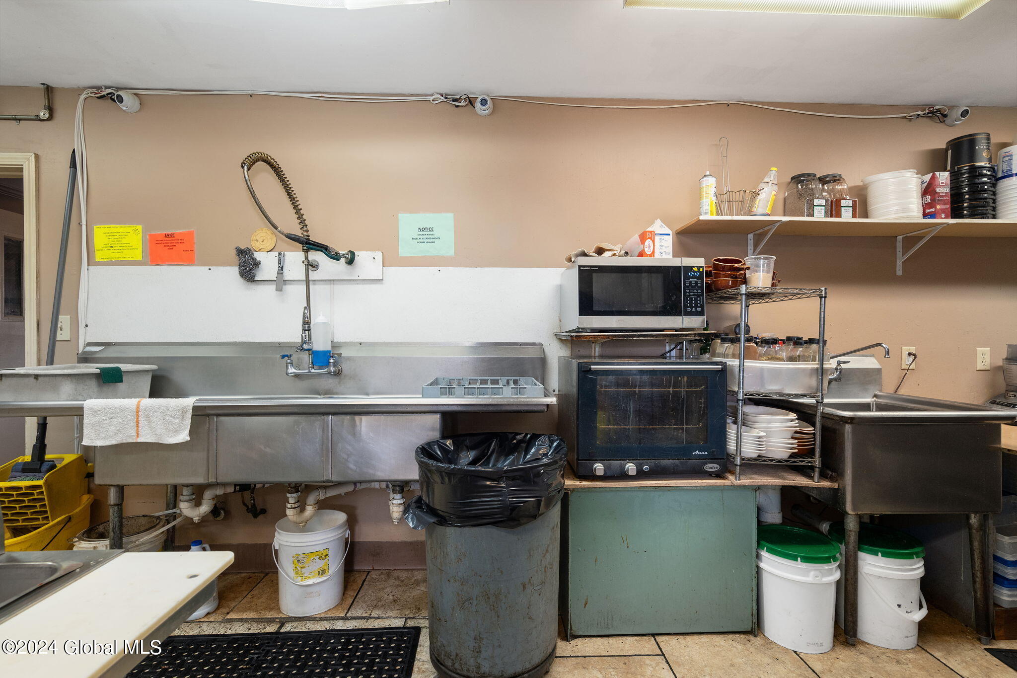 1857 Van Vranken Avenue Schenectady, NY 12308 - Photo 28 of 43 28-web-or-mls-1859VanVrankenAve_28