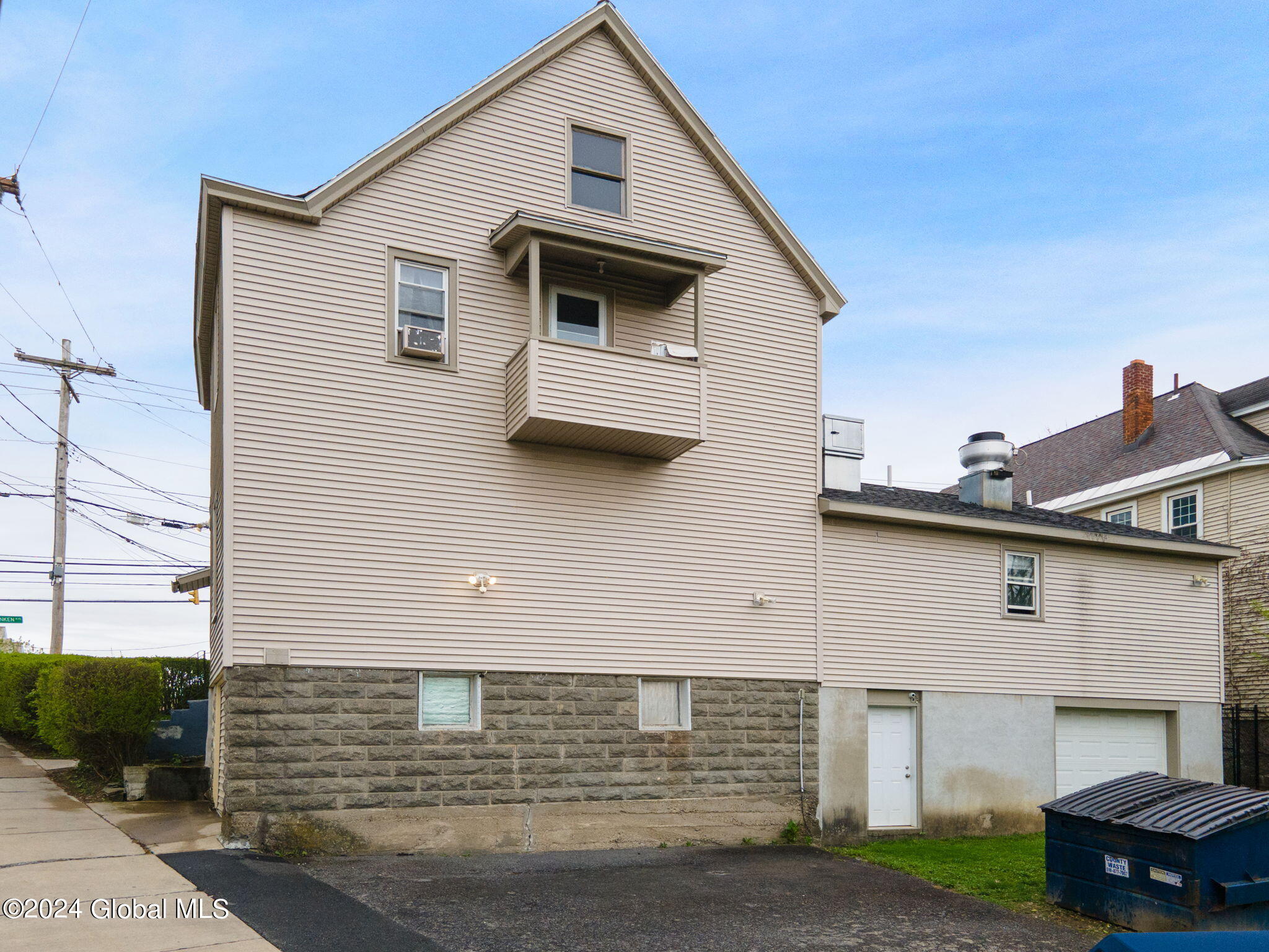 1857 Van Vranken Avenue Schenectady, NY 12308 - Photo 38 of 43 38-web-or-mls-1859VanVrankenAve_38