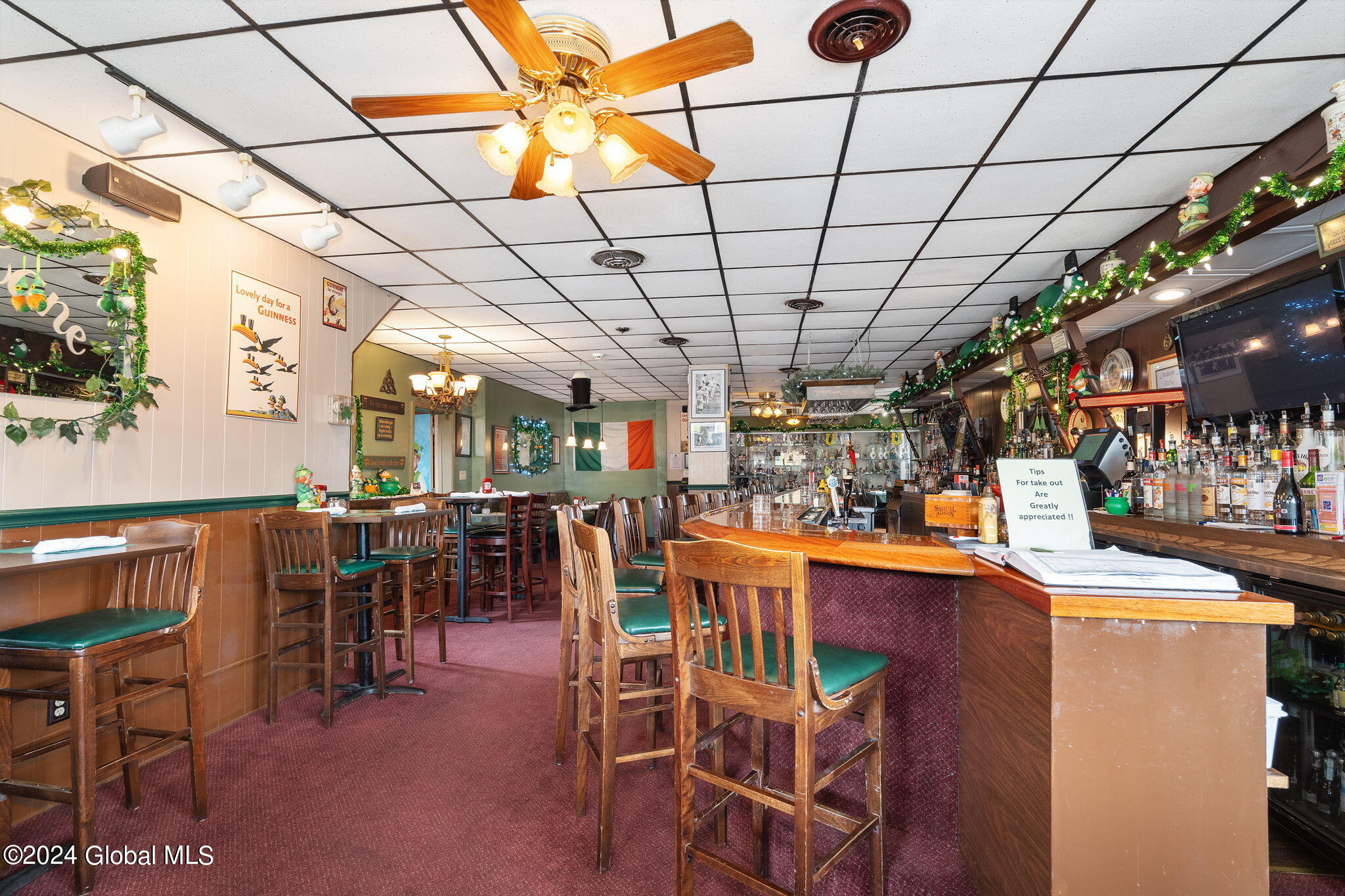 1857 Van Vranken Avenue Schenectady, NY 12308 - Photo 9 of 43 9-web-or-mls-1859VanVrankenAve_09