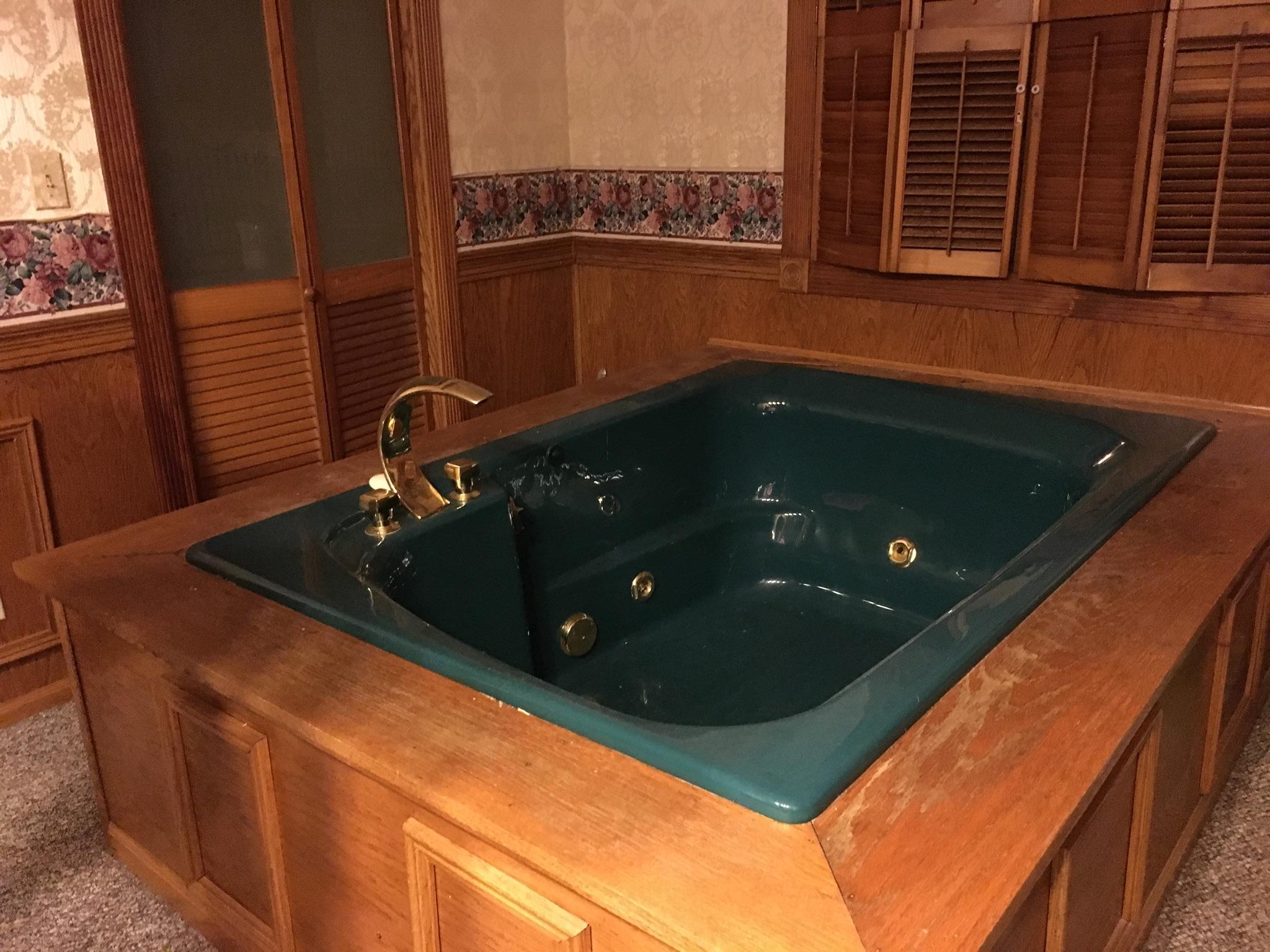 169 Martin Road Middlesboro, KY 40965 - Photo 18 of 19 231CE34C-03F7-4DA6-8899-908985890B82