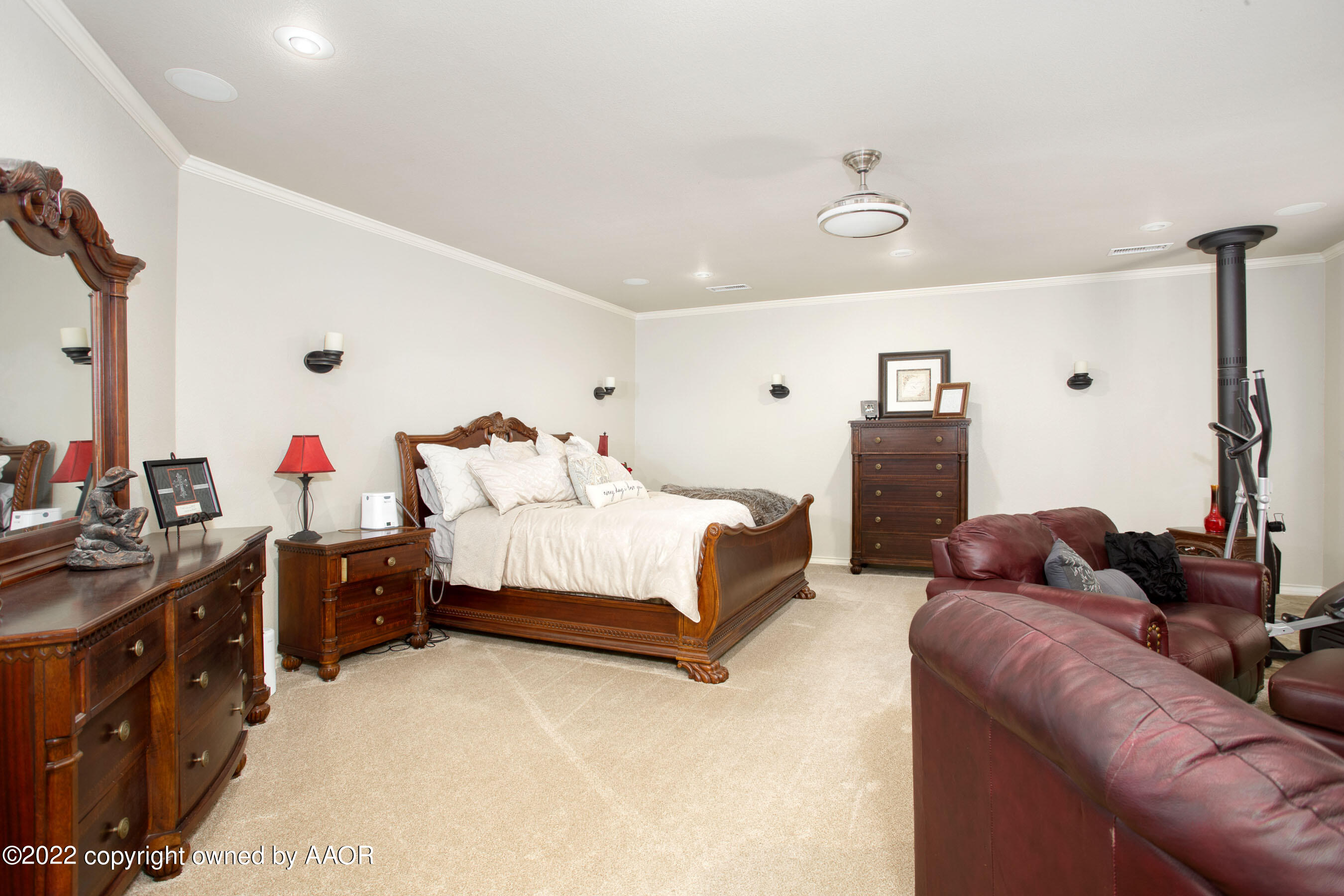 19151 Stone Creek Road Amarillo, TX 79124 - Photo 18 of 64 Master bedroom