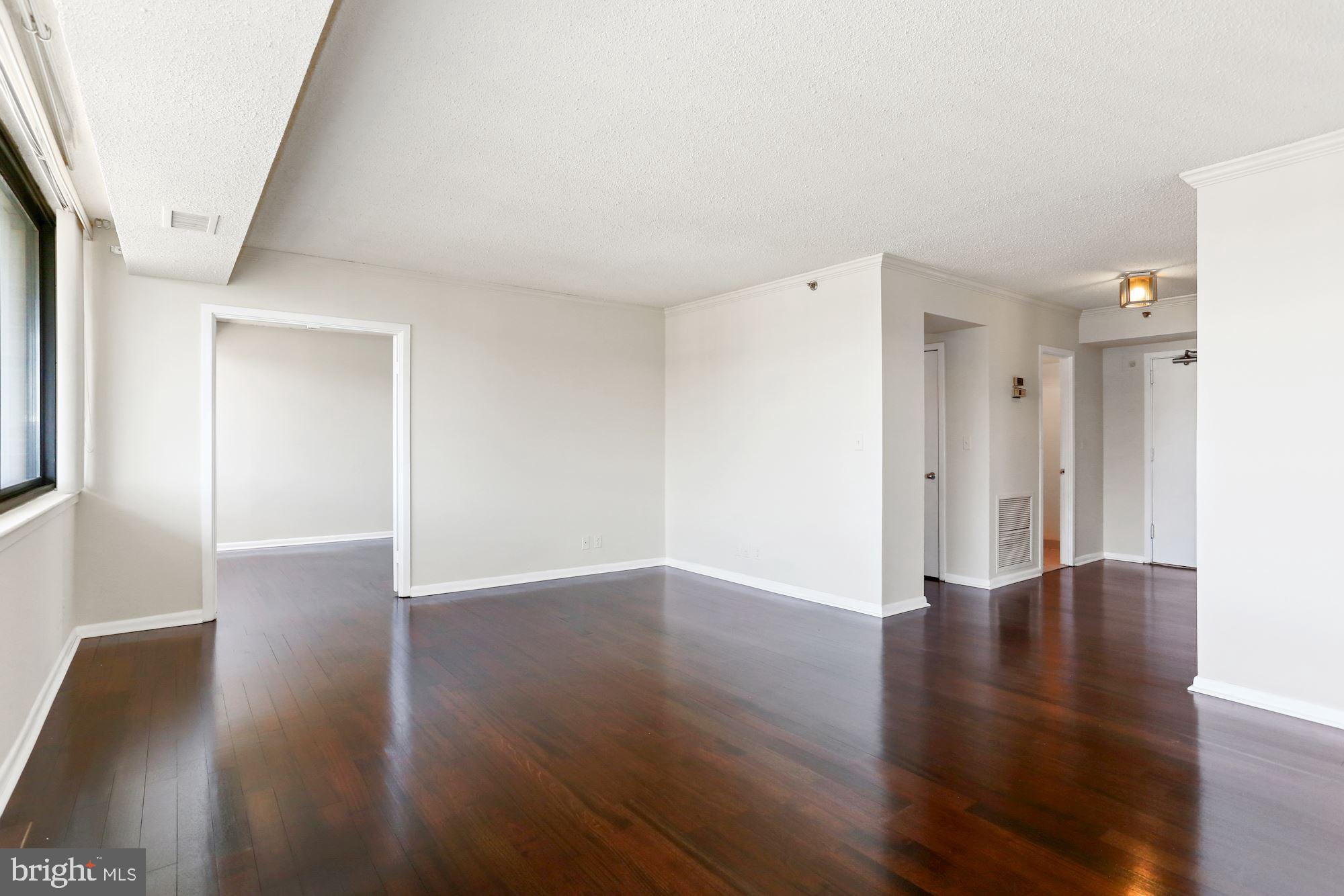 5501 Seminary Road, Unit 2404S Falls Church, VA 22041 - Photo 14 of 31 Main Floor with beautiful hardwood floors