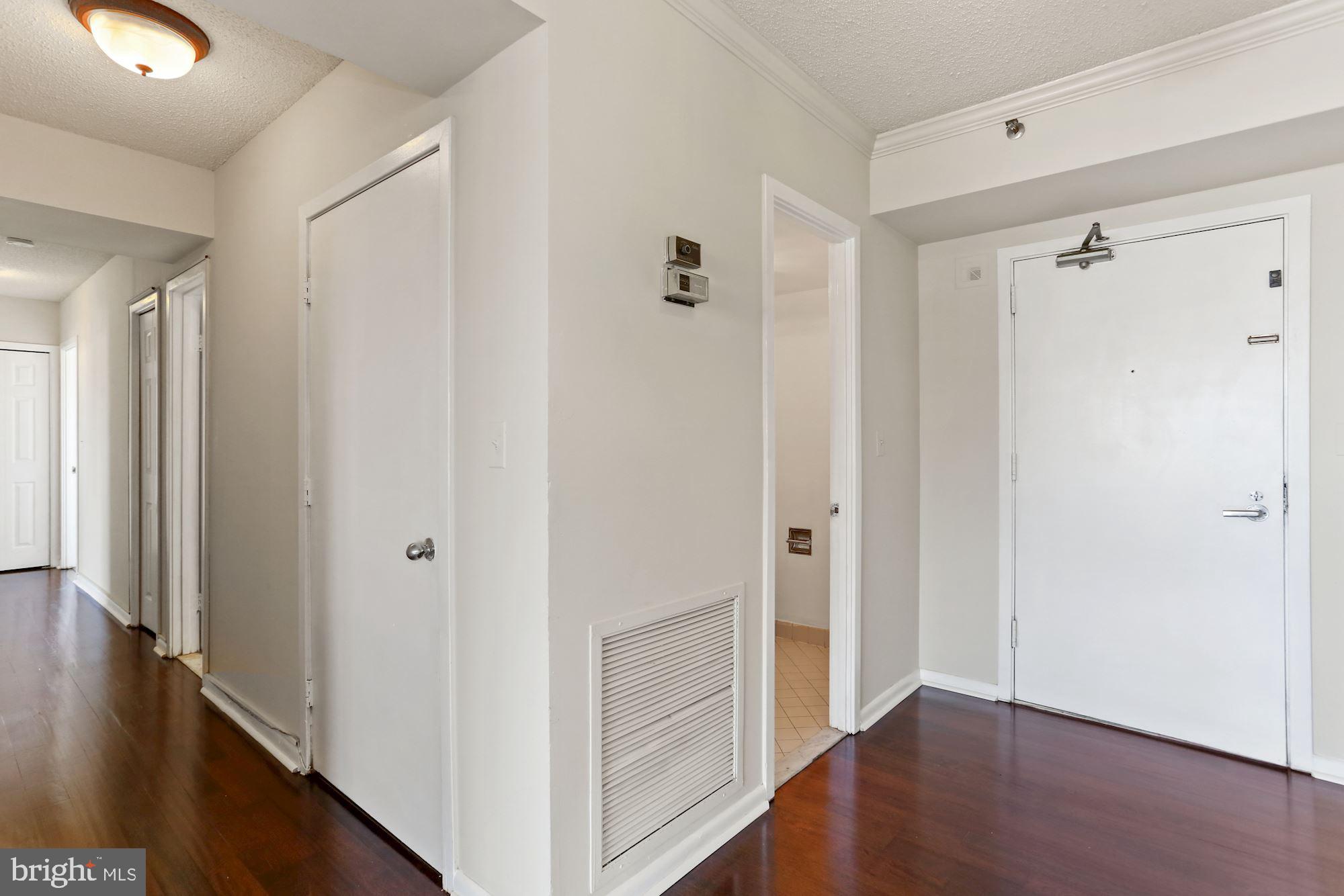 5501 Seminary Road, Unit 2404S Falls Church, VA 22041 - Photo 8 of 31 Beautiful hardwood