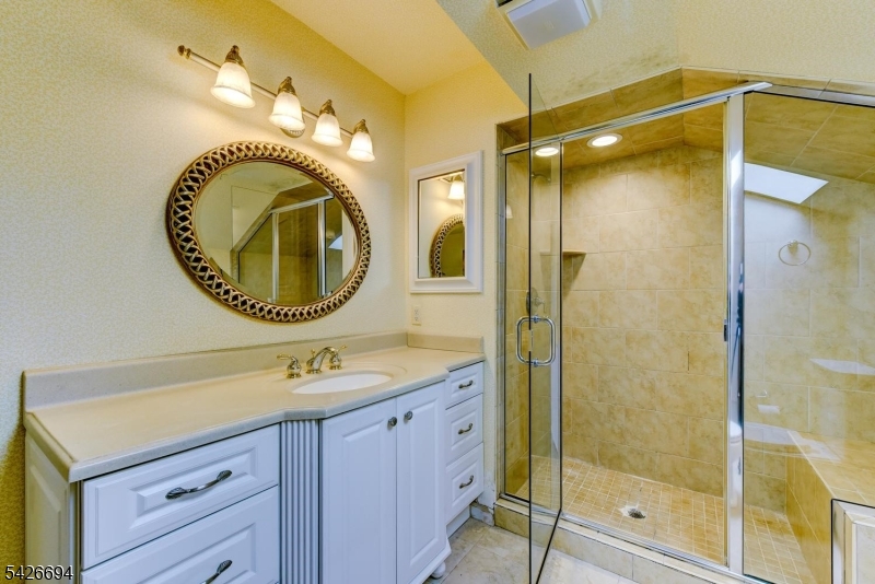 7 Matthew Road Wayne, NJ 07470 - Photo 30 of 37