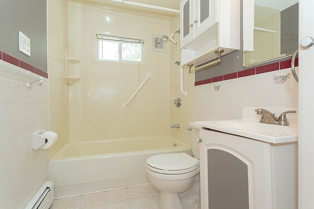 23 Rice Road Quincy, MA 02170 - Photo 17 of 30 Gallery Image 17