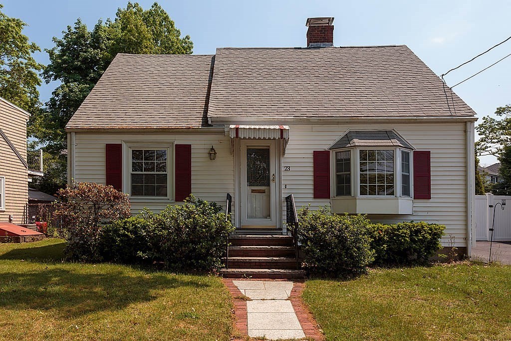 23 Rice Road Quincy, MA 02170 - Photo 3 of 30 Gallery Image 3