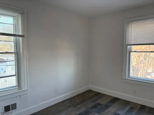 $3,000 | 35 Witherspoon Street, Unit 1, Nutley, NJ 07110