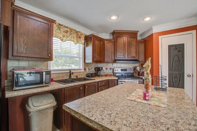 $325,000 | 1130 Betaw Road, St. Stephen, SC 29479