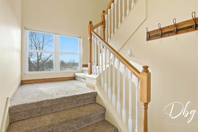 $335,000 | 233 West Hawthorne Drive, Round Lake Beach, IL 60073