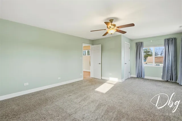 $335,000 | 233 West Hawthorne Drive, Round Lake Beach, IL 60073