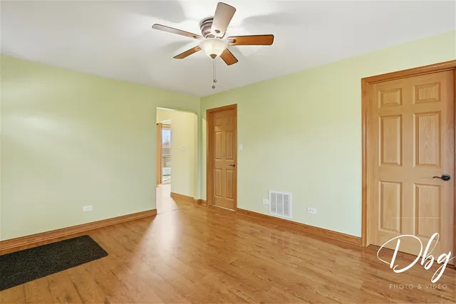 $335,000 | 233 West Hawthorne Drive, Round Lake Beach, IL 60073