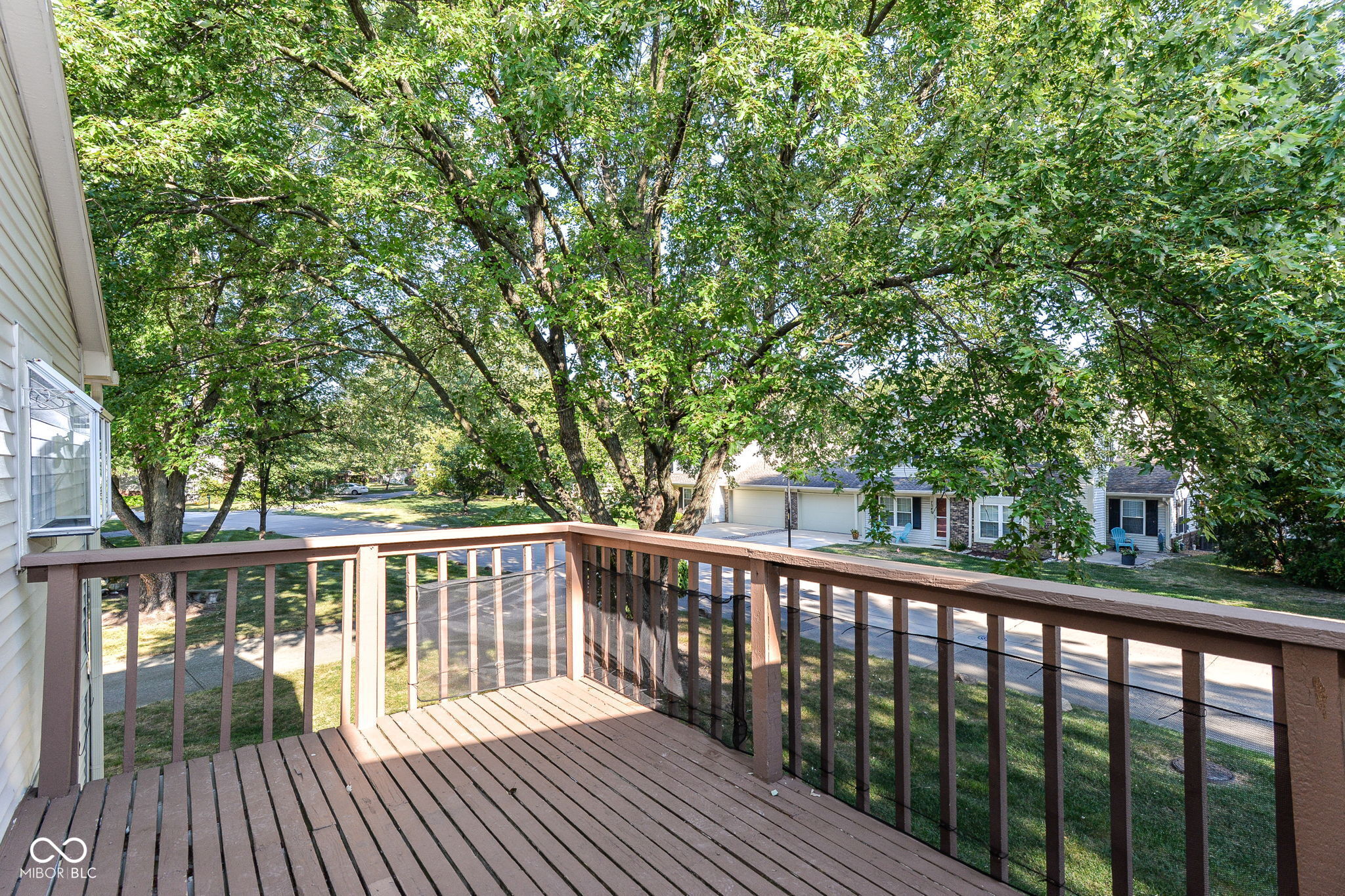 7547 Prairie Lake Drive Indianapolis, IN 46256 - Photo 3 of 28