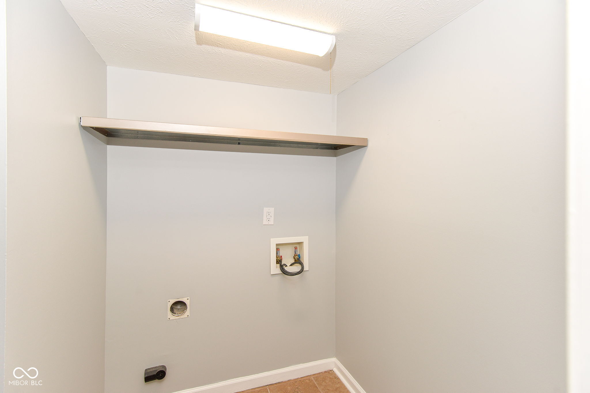 7547 Prairie Lake Drive Indianapolis, IN 46256 - Photo 7 of 28