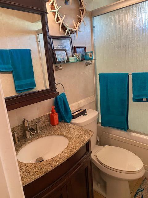 29526 Ranger Avenue Big Pine Key, FL 33043 - Photo 14 of 33 Guest Bath