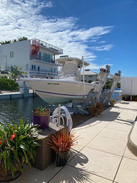 29526 Ranger Avenue Big Pine Key, FL 33043 - Photo 19 of 33 The big boat lift