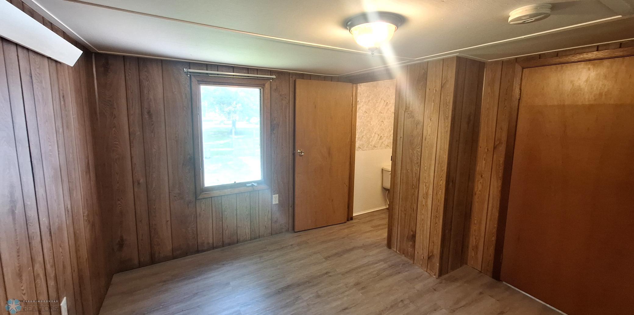 102 North 2nd Street Fairmount, ND 58030 - Photo 13 of 23