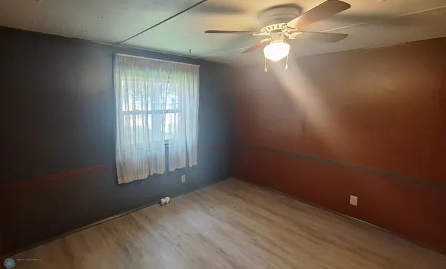 $79,500 | 102 North 2nd Street, Fairmount, ND 58030