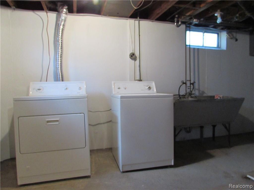 3718 Durham Road Royal Oak, MI 48073 - Photo 20 of 23
