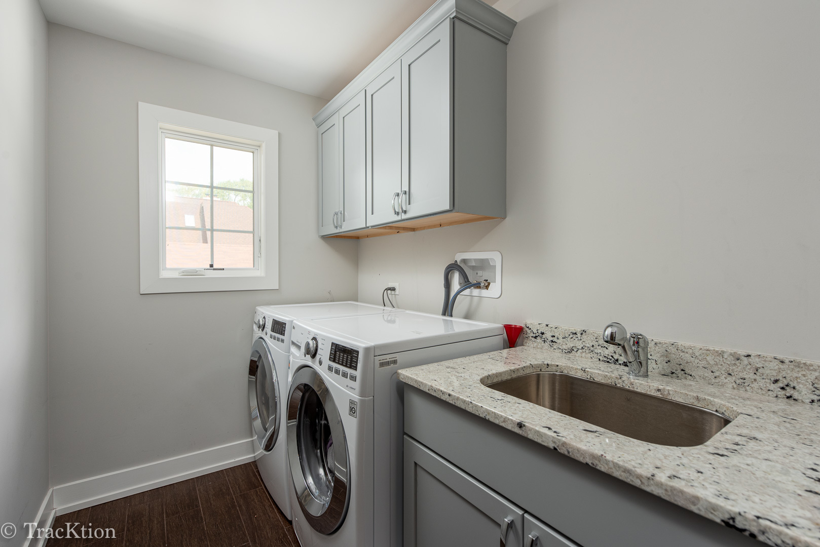 532 North Rose Avenue Park Ridge, IL 60068 - Photo 34 of 48 a utility room with sink dryer and washer