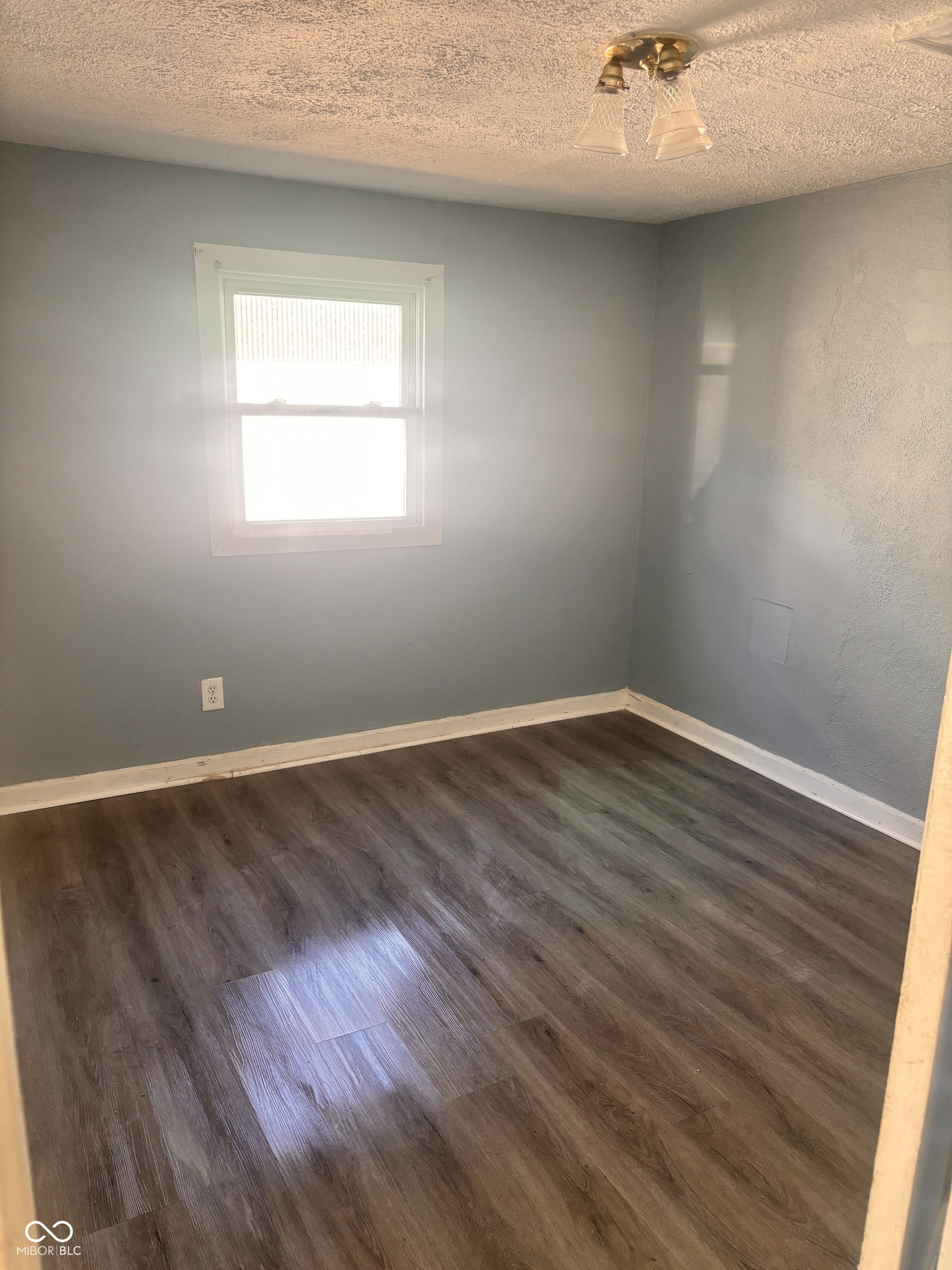 4106 Brown Street Anderson, IN 46013 - Photo 8 of 17