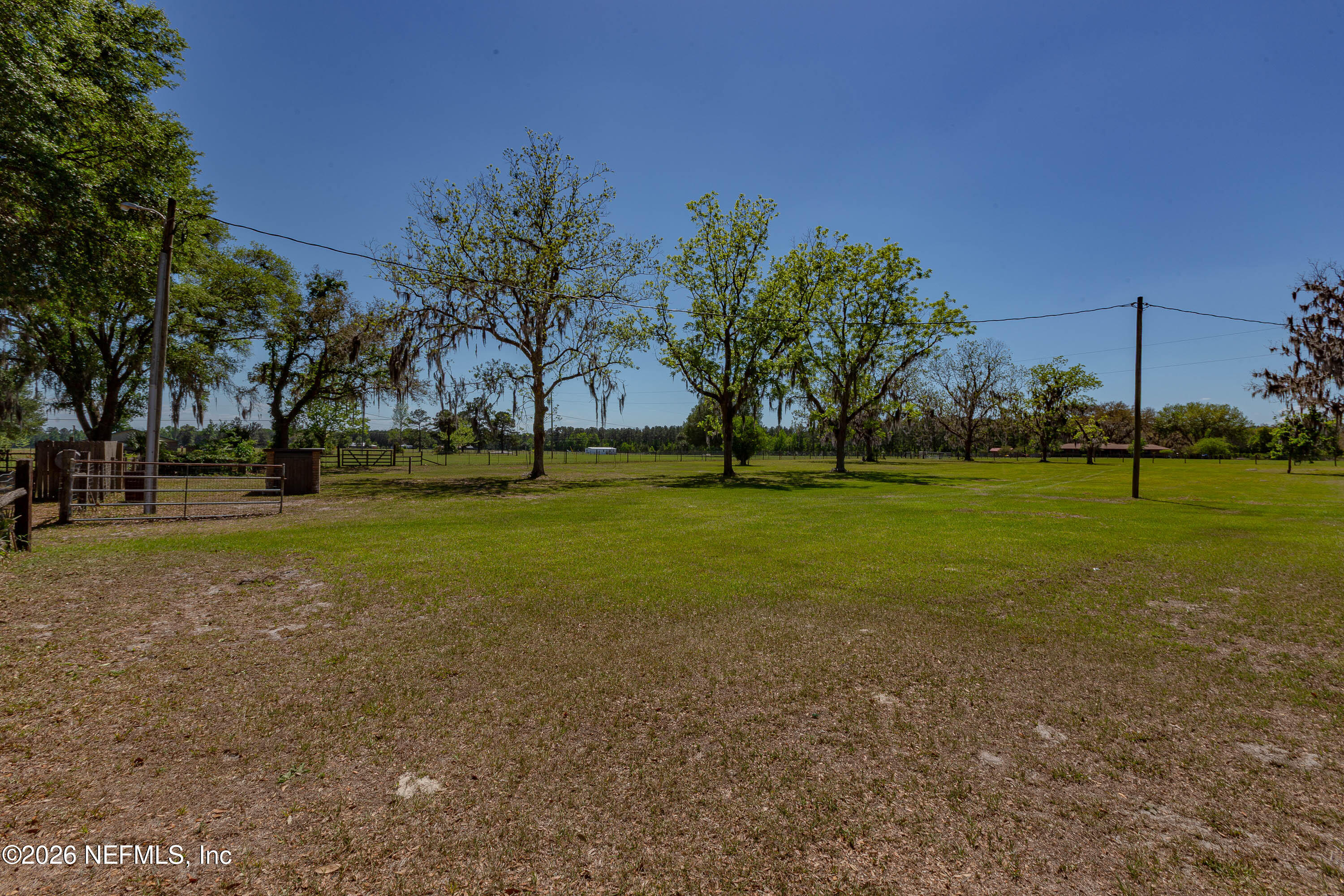 289 Chesser Road Interlachen, FL 32148 - Photo 47 of 63 a view of a golf course