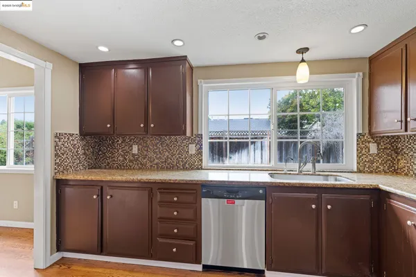 $1,350,000 | 838 Hazel Street, Livermore, CA 94550