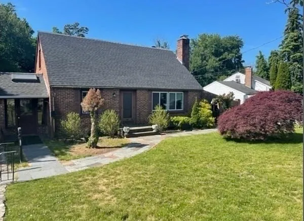 $4,500 | 276 Weston Street, Waltham, MA 02453