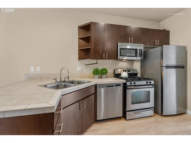 $285,000 | 10442 Southwest Akilean Terrace, Portland, OR 97223