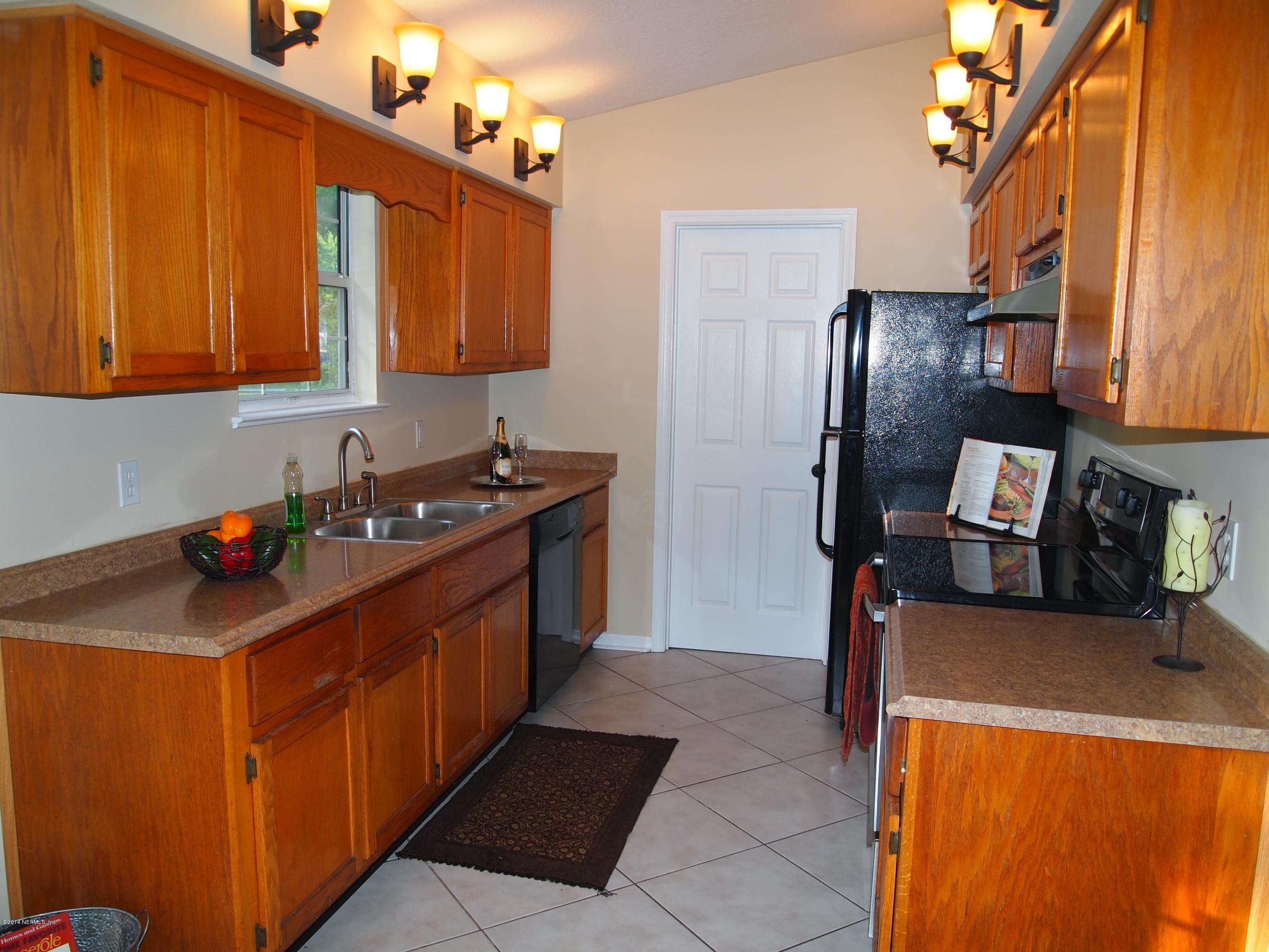 45025 Green Callahan Callahan, FL 32011 - Photo 3 of 18 BEAUTIFUL KITCHEN