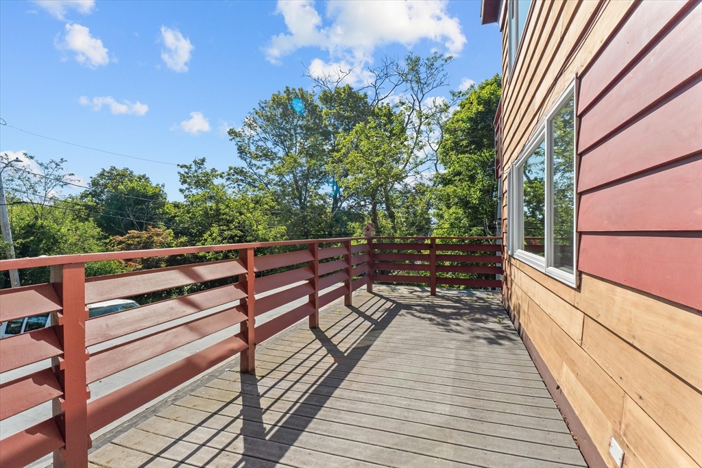 26 Stony Brook Road, Unit A Marblehead, MA 01945 - Photo 3 of 38 Gallery Image 3