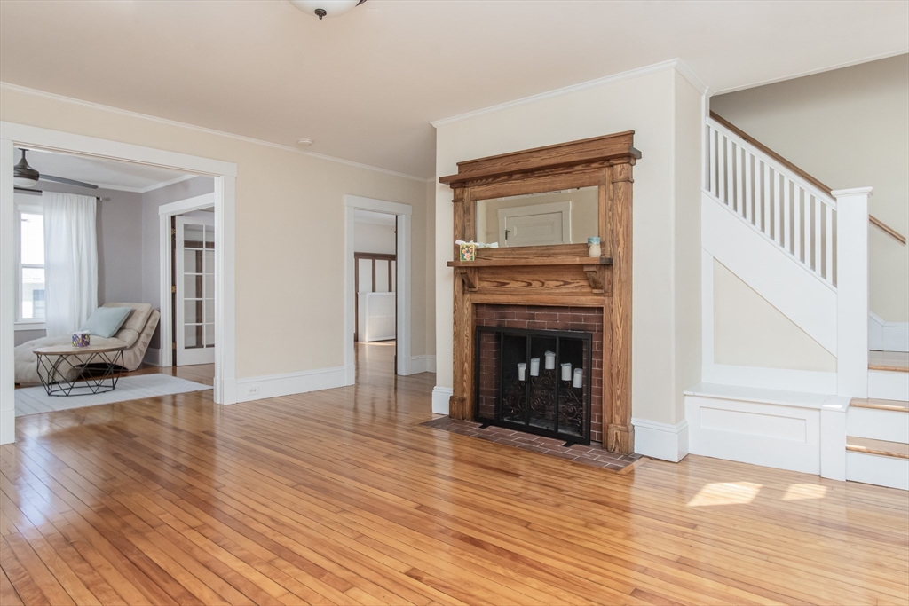327 Chestnut Street Clinton, MA 01510 - Photo 14 of 42 Gallery Image 14