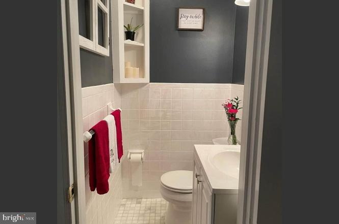 30 Hazel Road Dover, DE 19901 - Photo 11 of 26 Half Bathroom- Main Floor