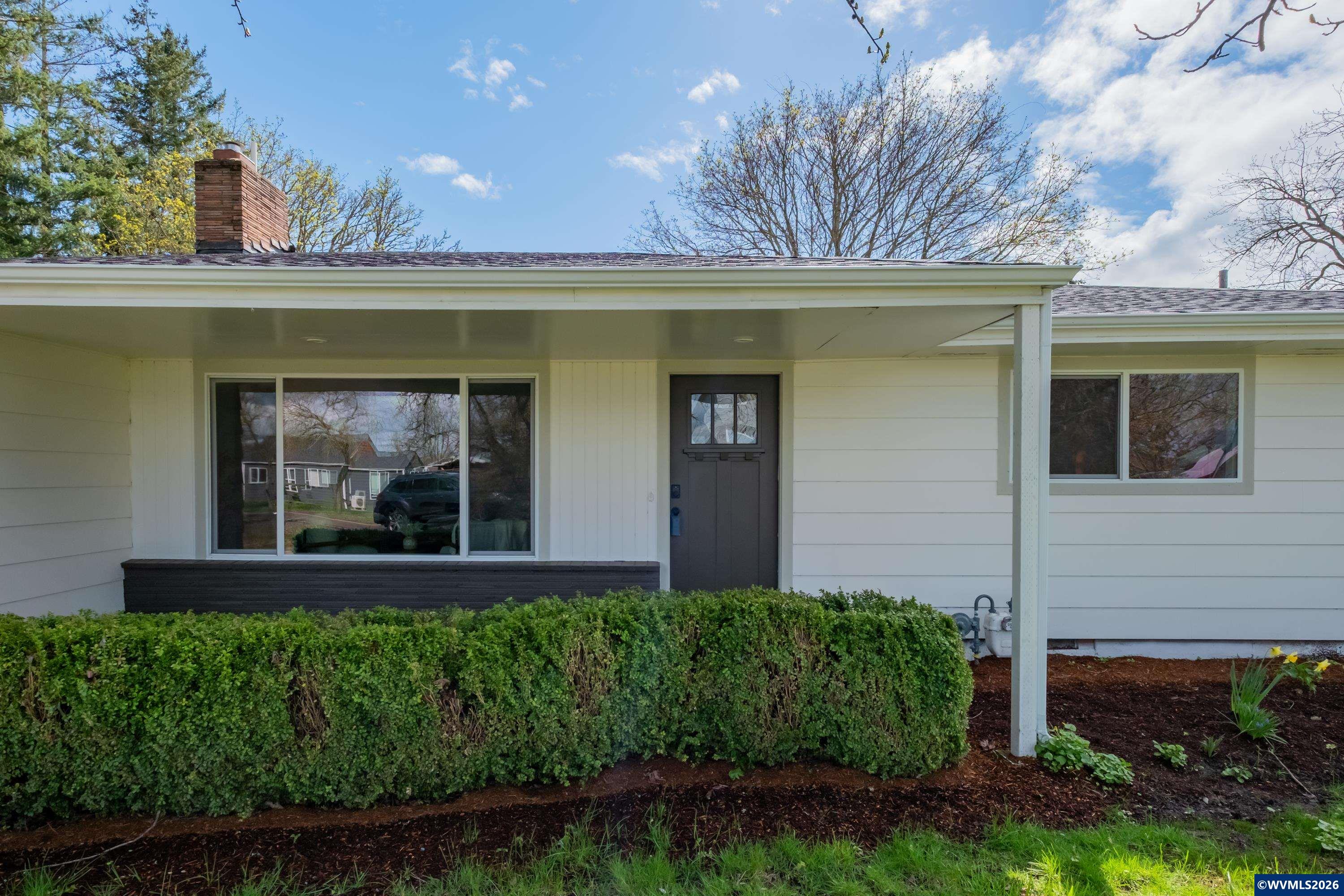 33001 Sandridge Road Lebanon, OR 97355 - Photo 9 of 50