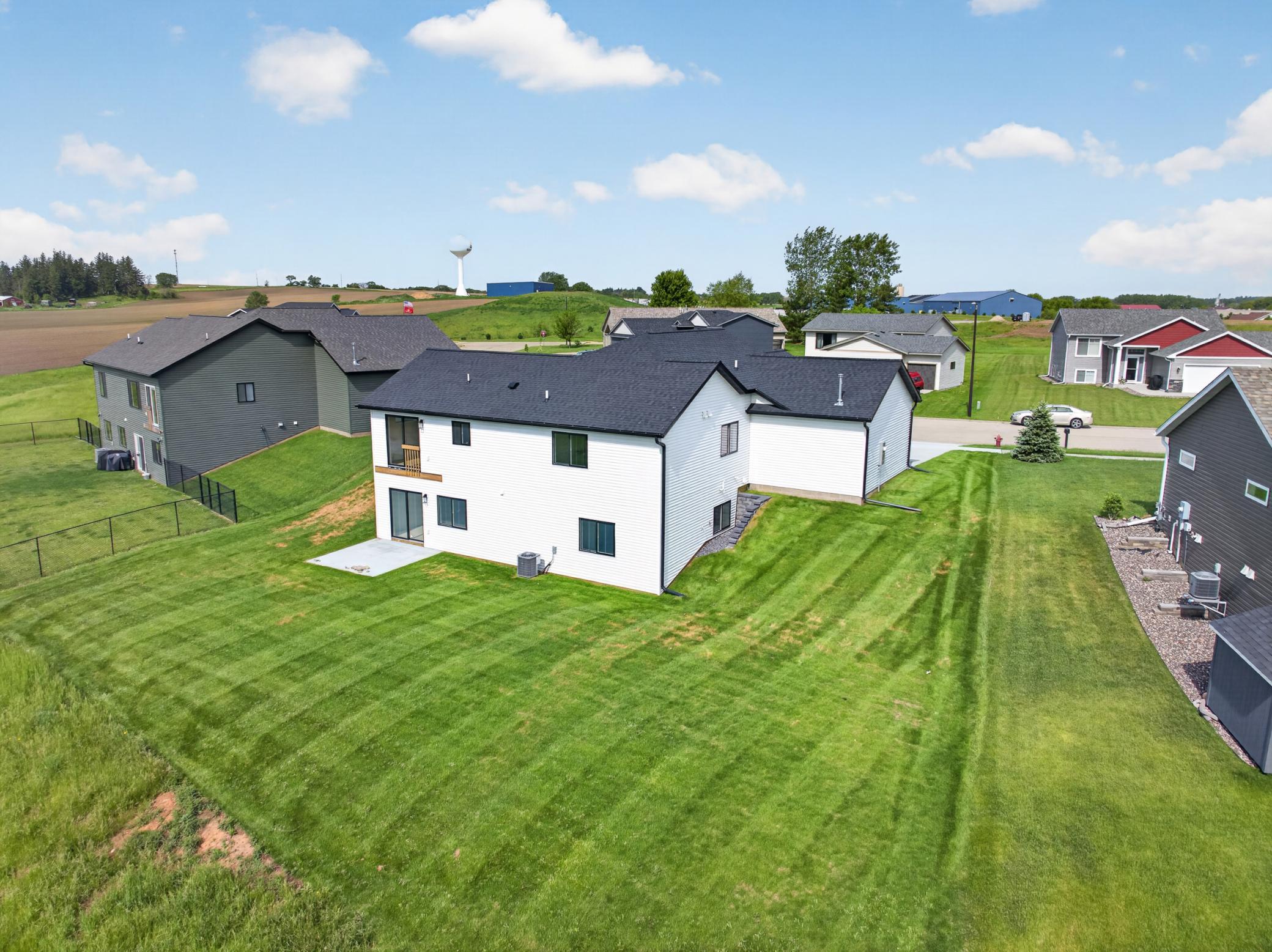915 7th Avenue Wanamingo, MN 55983 - Photo 10 of 48