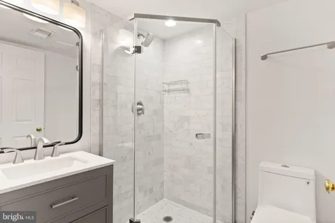 $795,000 | 4290 Park Green Court, Fairfax, VA 22030