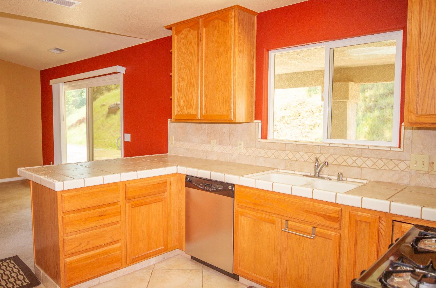 47463 Creekside Road Squaw Valley, CA 93675 - Photo 13 of 60 Gallery Image 13