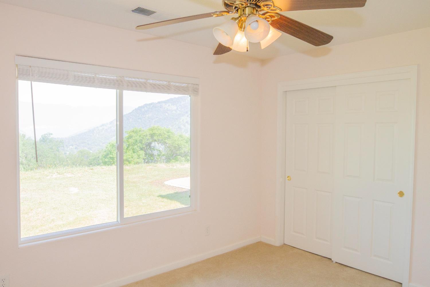 47463 Creekside Road Squaw Valley, CA 93675 - Photo 5 of 60 Gallery Image 5