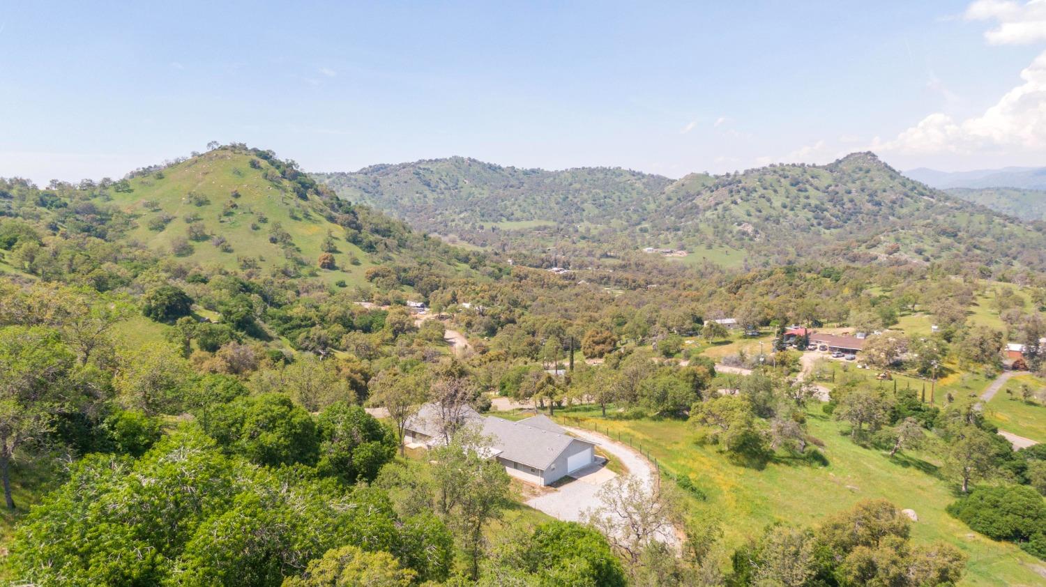 47463 Creekside Road Squaw Valley, CA 93675 - Photo 7 of 60 Gallery Image 7