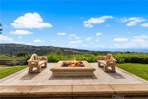 $8,900,000 | 23 San Mateo Way, Corona del Mar, CA 92625