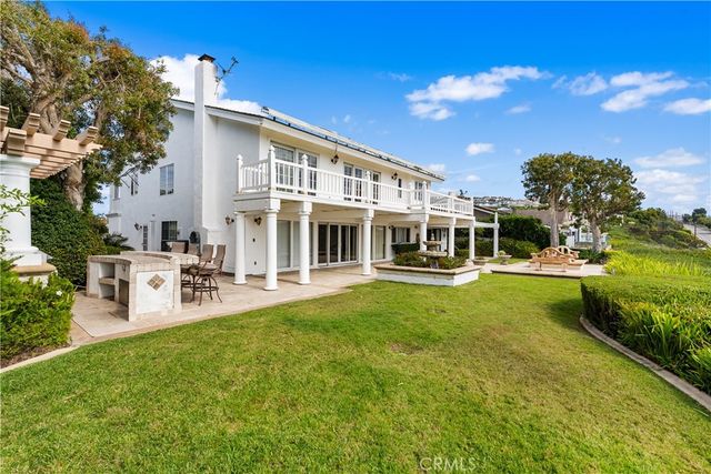 $8,900,000 | 23 San Mateo Way, Corona del Mar, CA 92625