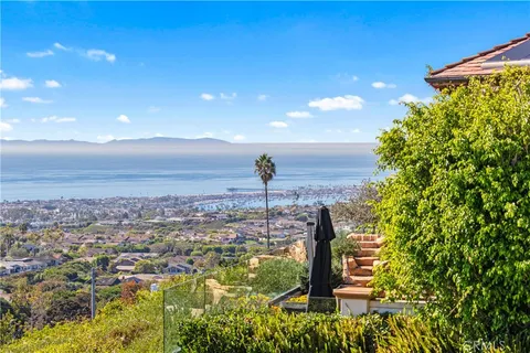 $8,900,000 | 23 San Mateo Way, Corona del Mar, CA 92625