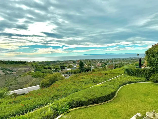 $8,900,000 | 23 San Mateo Way, Corona del Mar, CA 92625