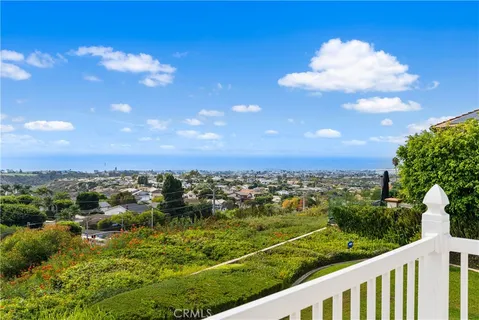 $8,900,000 | 23 San Mateo Way, Corona del Mar, CA 92625