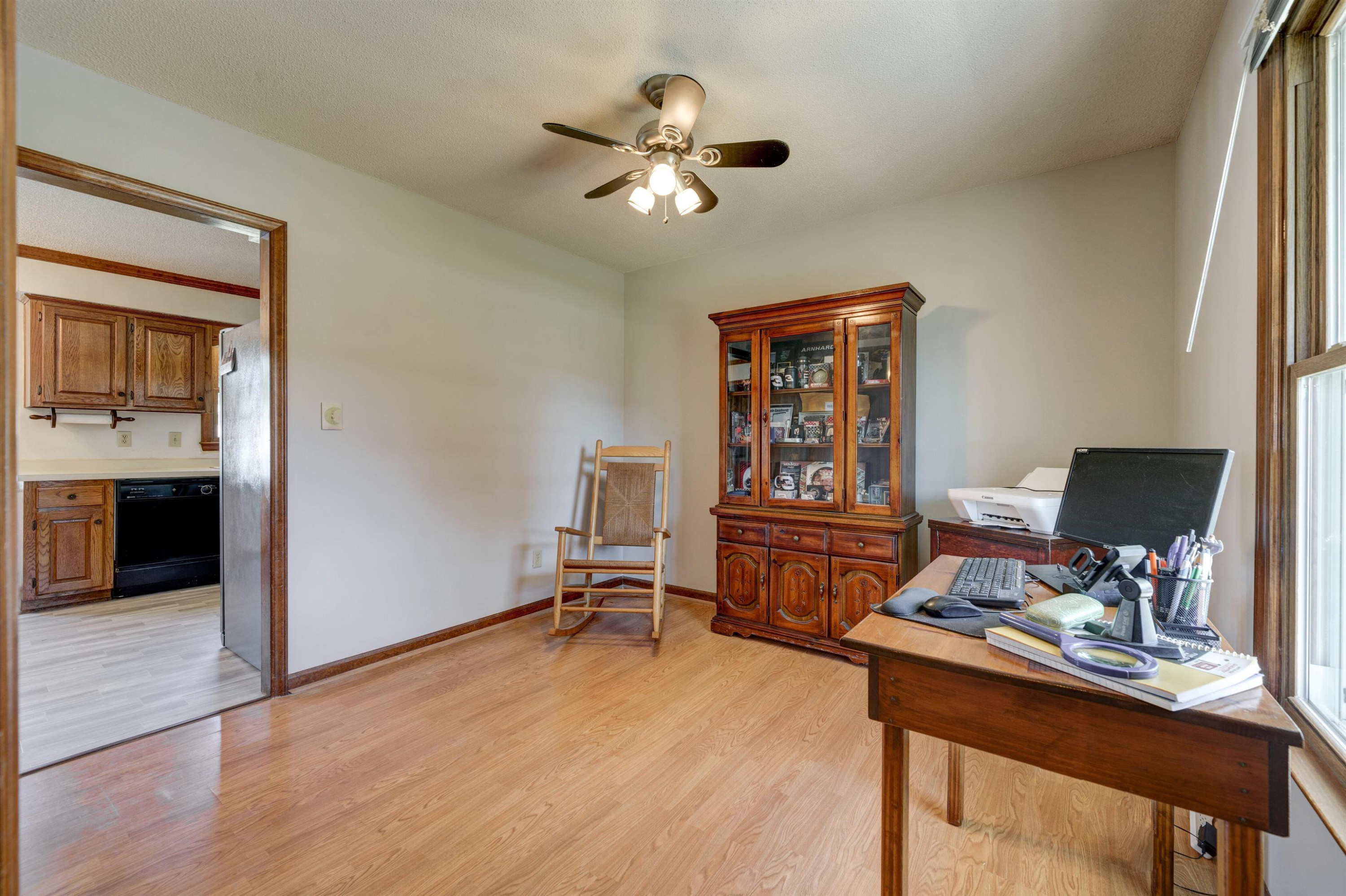 429 South Meadow Road Raleigh, NC 27603 - Photo 17 of 44 Dining Room