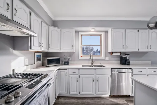 $569,999 | 4646 South 124th Street, Greenfield, WI 53228