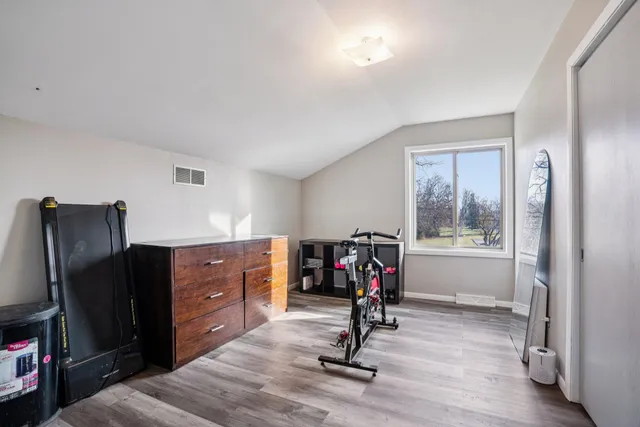 $569,999 | 4646 South 124th Street, Greenfield, WI 53228